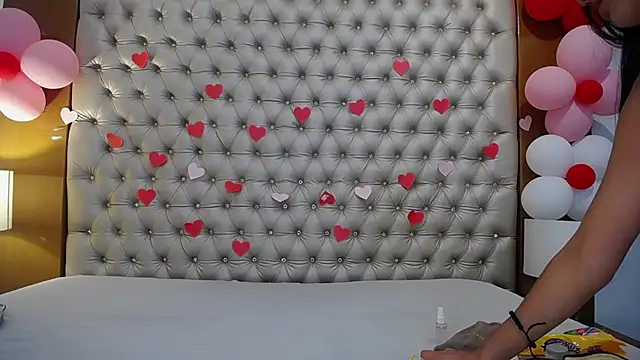 Snapshot of MegannMyerss chatting on February 2025 12:08:02 AM MegannMyerss online show from February 2025 12:08:02 AM