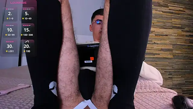 Aaron Tate online show from February 2025 07:22:01 AM