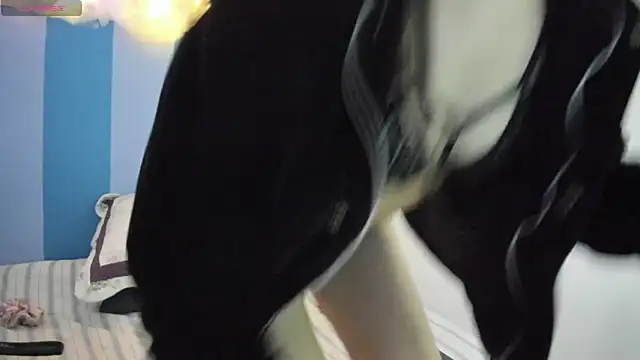 Snapshot of britny_clouds chatting on December 2024 12:03:01 PM britny clouds online show from December 2024 12:03:01 PM