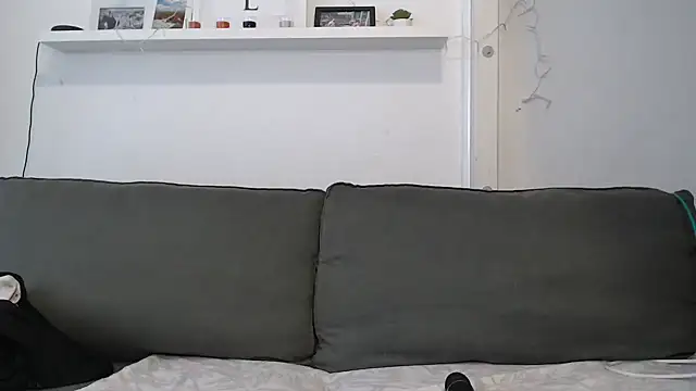 IntiMia online show from March 2025 07:46:02 AM