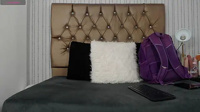 Snapshot of veneno_hot chatting on February 2025 01:22:02 PM veneno hot online show from February 2025 01:22:02 PM