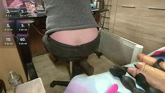 Snapshot of misteryman1956 chatting on December 2025 07:47:01 AM misteryman1956 online show from December 2025 07:47:01 AM