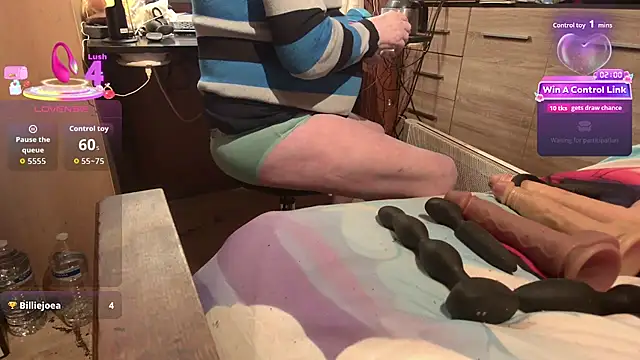 misteryman1956 online show from January 2026 05:27:02 PM