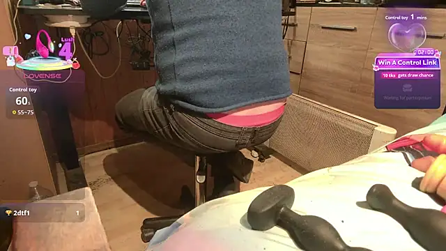 misteryman1956 online show from April 2026 06:32:01 AM