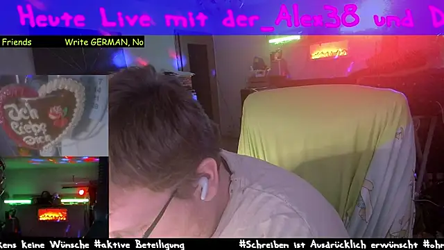 der alex38 online show from March 2025 07:39:01 PM