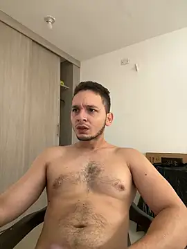 Snapshot of LabronsAd chatting on December 2024 02:22:02 PM LabronsAd online show from December 2024 02:22:02 PM