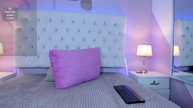 Nicol Betancur online show from December 2025 06:21:01 AM