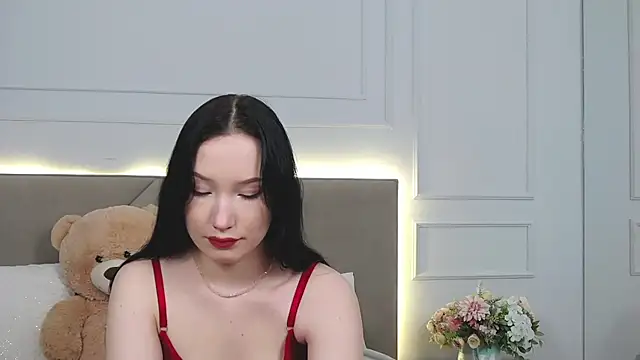 LeilaLow online show from January 2025 12:16:02 PM