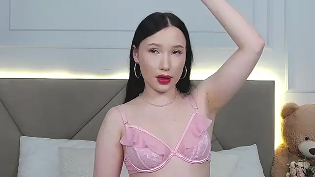 LeilaLow online show from January 2025 06:04:01 PM