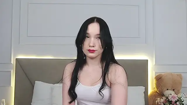 LeilaLow online show from February 2025 12:06:02 PM