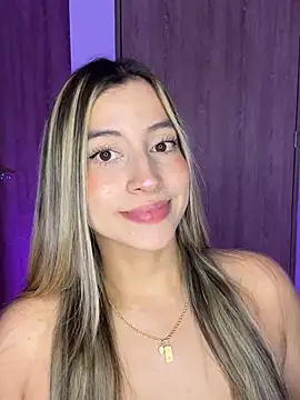 Issabela G1 online show from January 2026 01:22:02 AM