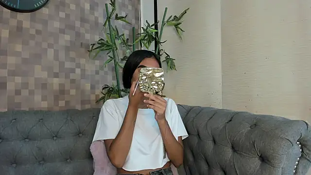 Snapshot of julieta_aguilar1 chatting on September 2025 08:14:01 PM julieta aguilar1 online show from September 2025 08:14:01 PM