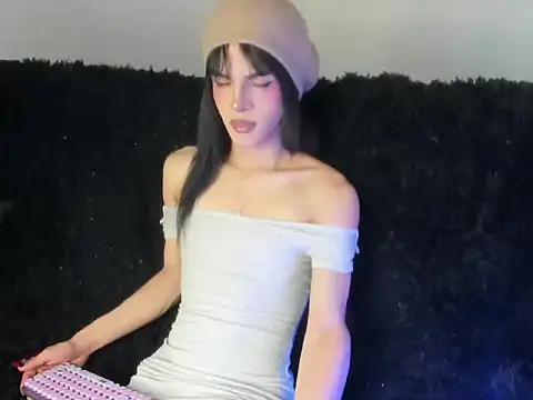 Snapshot of kerly_monroe chatting on March 2026 09:32:02 PM kerly monroe online show from March 2026 09:32:02 PM