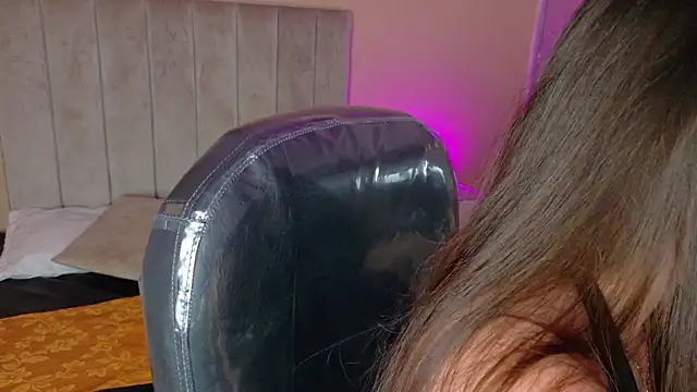 Snapshot of Charlotte_Olsen_ chatting on June 2026 08:22:02 PM Charlotte Olsen online show from June 2026 08:22:02 PM