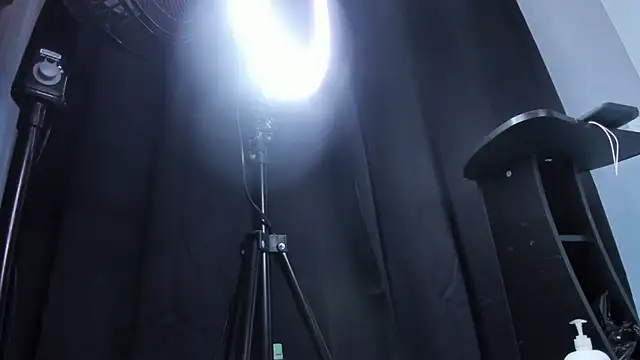 Snapshot of amber__blair chatting on February 2025 09:27:02 PM amber  blair online show from February 2025 09:27:02 PM