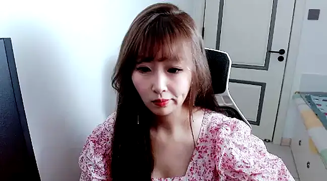 zhenzhen999 online show from December 2024 02:22:01 PM