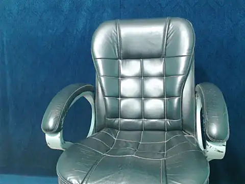 Snapshot of Yashi chatting on October 2025 08:46:02 PM Yashi online show from October 2025 08:46:02 PM