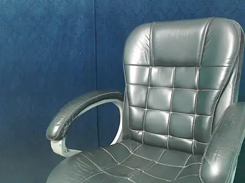 Snapshot of Yashi chatting on November 2025 02:31:02 PM Yashi online show from November 2025 02:31:02 PM