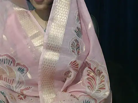 Snapshot of Yashi chatting on March 2026 04:00:02 PM Yashi online show from March 2026 04:00:02 PM