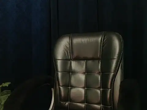 Snapshot of Yashi chatting on April 2026 02:28:02 PM Yashi online show from April 2026 02:28:02 PM