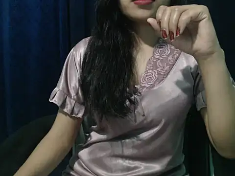 Snapshot of Yashi chatting on April 2026 04:52:01 PM Yashi online show from April 2026 04:52:01 PM