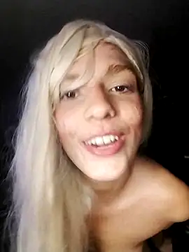 Snapshot of spacegirlll chatting on February 2025 08:50:01 AM spacegirlll online show from February 2025 08:50:01 AM