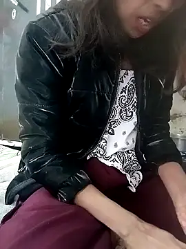 Snapshot of zoya_khan25 chatting on December 2024 07:48:01 AM zoya khan25 online show from December 2024 07:48:01 AM