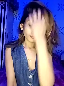 Snapshot of zoya_khan25 chatting on March 2025 03:34:01 PM zoya khan25 online show from March 2025 03:34:01 PM