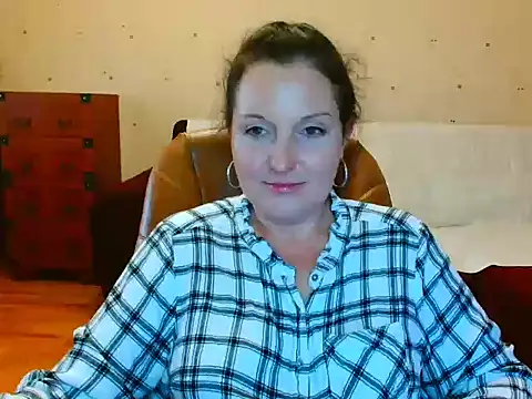 Alice3694 online show from January 2025 01:36:01 PM