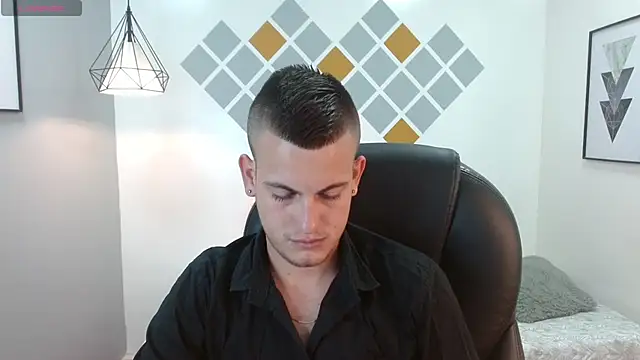 Cerokershelby online show from February 2025 08:13:01 PM