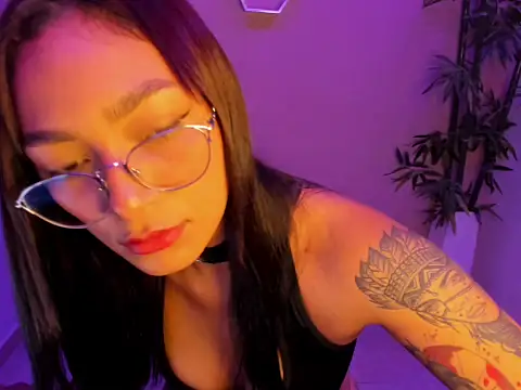 Snapshot of ASIAM_BRUNET chatting on March 2026 01:49:02 PM ASIAM BRUNET online show from March 2026 01:49:02 PM