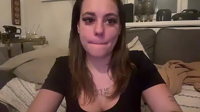 Dif-tjejen online show from December 2025 01:55:02 AM