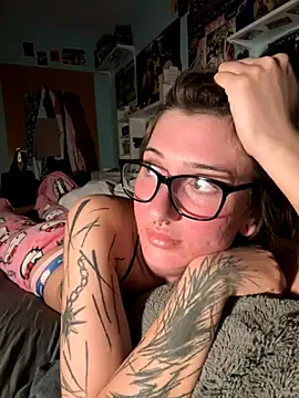 Snapshot of SonjaPrivat69_ chatting on September 2025 07:18:02 PM SonjaPrivat69  online show from September 2025 07:18:02 PM