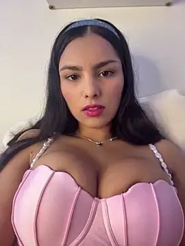 Snapshot of Maddy_Rouse_ chatting on March 2025 02:18:02 AM Maddy Rouse  online show from March 2025 02:18:02 AM