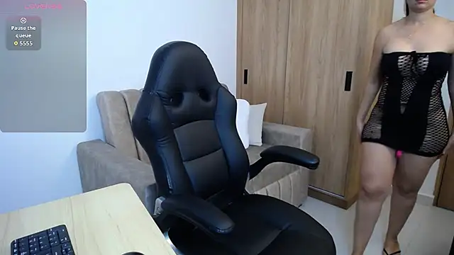 Snapshot of karoll_marquez chatting on March 2026 06:35:02 PM karoll marquez online show from March 2026 06:35:02 PM