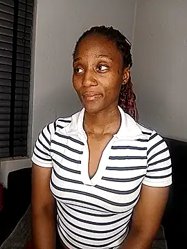 Lucy Blacksilk online show from March 2026 07:10:01 PM