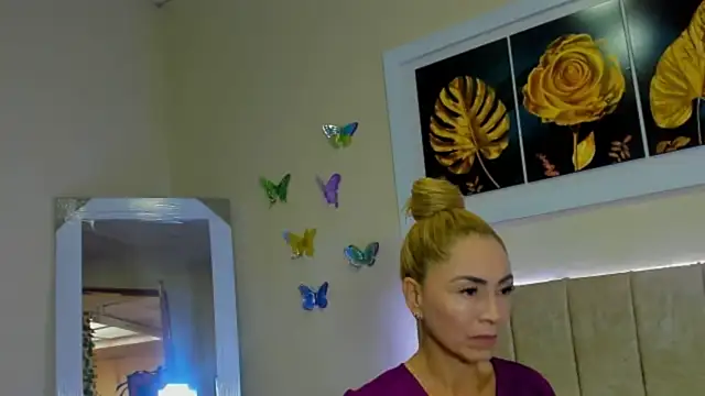 Snapshot of emagarcia chatting on September 2025 01:35:02 PM emagarcia online show from September 2025 01:35:02 PM