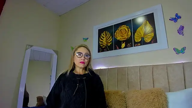 Snapshot of emagarcia chatting on October 2025 12:34:02 PM emagarcia online show from October 2025 12:34:02 PM