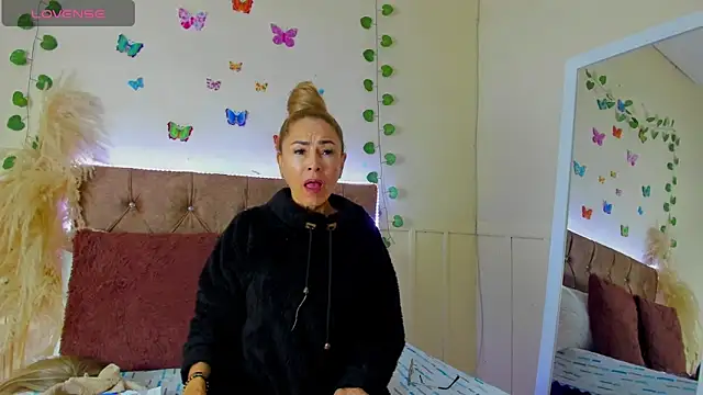 Snapshot of emagarcia chatting on October 2025 12:39:02 PM emagarcia online show from October 2025 12:39:02 PM