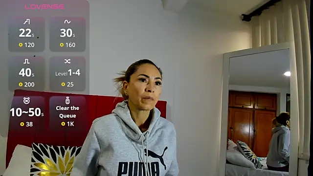 Snapshot of emagarcia chatting on December 2025 12:25:01 PM emagarcia online show from December 2025 12:25:01 PM