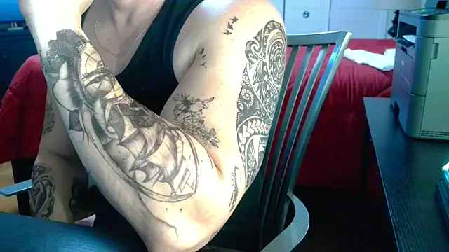 Aaron Rose25 online show from October 2025 03:07:02 AM