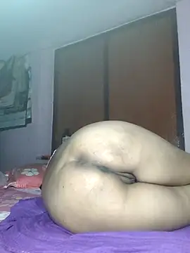 Snapshot of IndianRima chatting on September 2025 05:31:01 AM IndianRima online show from September 2025 05:31:01 AM