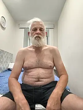 Snapshot of master333 chatting on July 2026 11:44:02 PM master333 online show from July 2026 11:44:02 PM