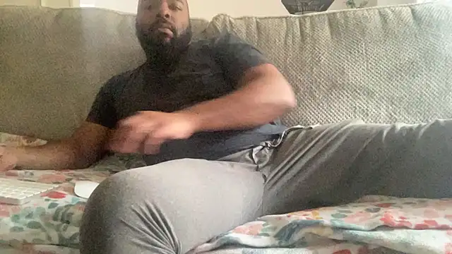 Snapshot of Bbcfun44 chatting on December 2024 07:32:02 PM Bbcfun44 online show from December 2024 07:32:02 PM