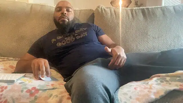 Snapshot of Bbcfun44 chatting on December 2024 03:44:01 PM Bbcfun44 online show from December 2024 03:44:01 PM