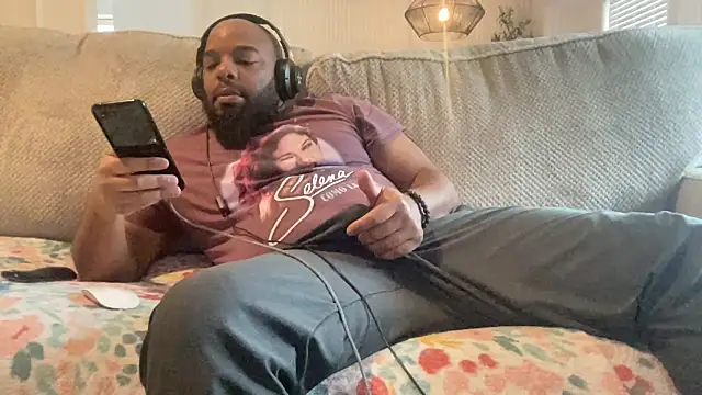 Snapshot of Bbcfun44 chatting on January 2025 03:00:02 PM Bbcfun44 online show from January 2025 03:00:02 PM