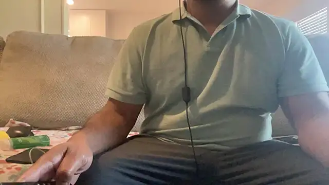 Snapshot of Bbcfun44 chatting on February 2025 04:41:02 PM Bbcfun44 online show from February 2025 04:41:02 PM