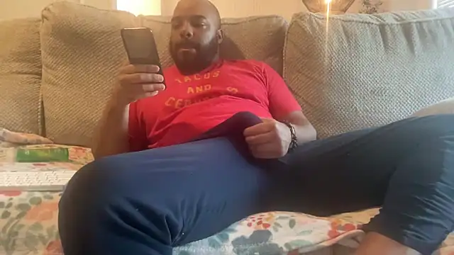 Snapshot of Bbcfun44 chatting on February 2025 03:09:01 PM Bbcfun44 online show from February 2025 03:09:01 PM