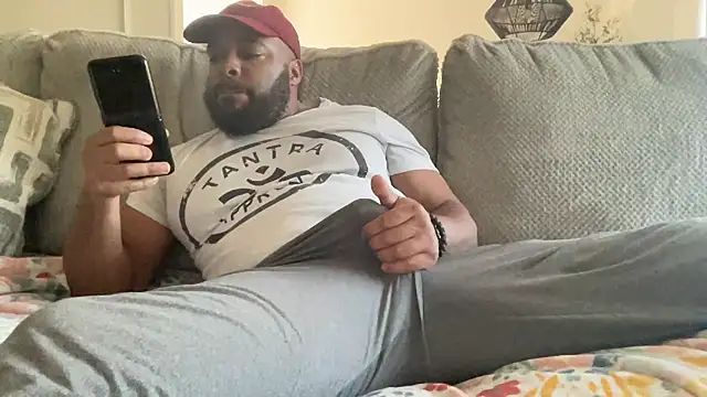 Snapshot of Bbcfun44 chatting on February 2025 09:48:01 PM Bbcfun44 online show from February 2025 09:48:01 PM