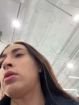 Holly Play online show from February 2025 08:51:02 AM